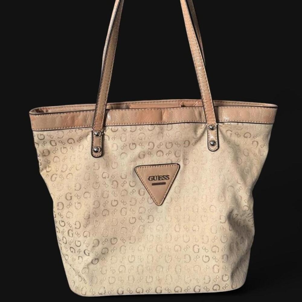 Guess tansy signature tote bag